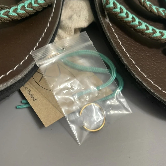 Plaka Flip Flops Thong Sandals Teal Brown size 6 / free toe ring - Picture 12 of 16